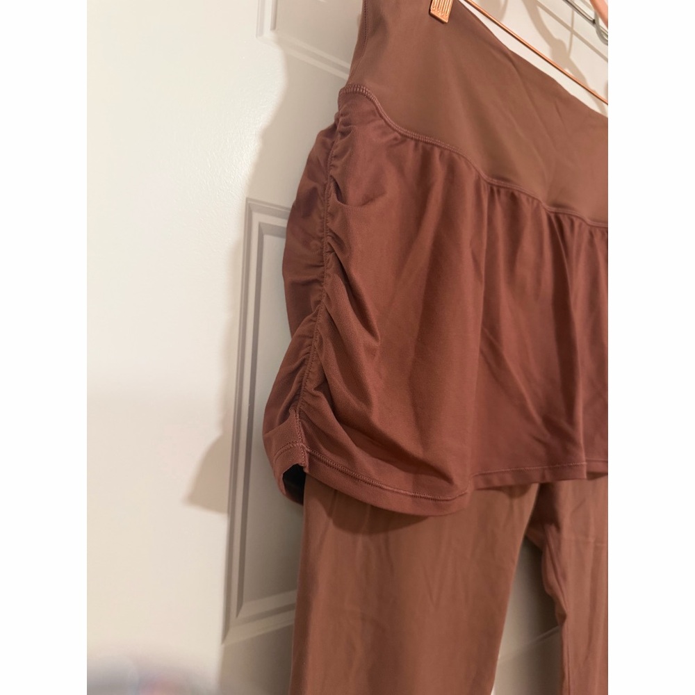 Athleta (Hearth Rose) Brown Skirted Leggings NWT SZ XL - Picture 8 of 16